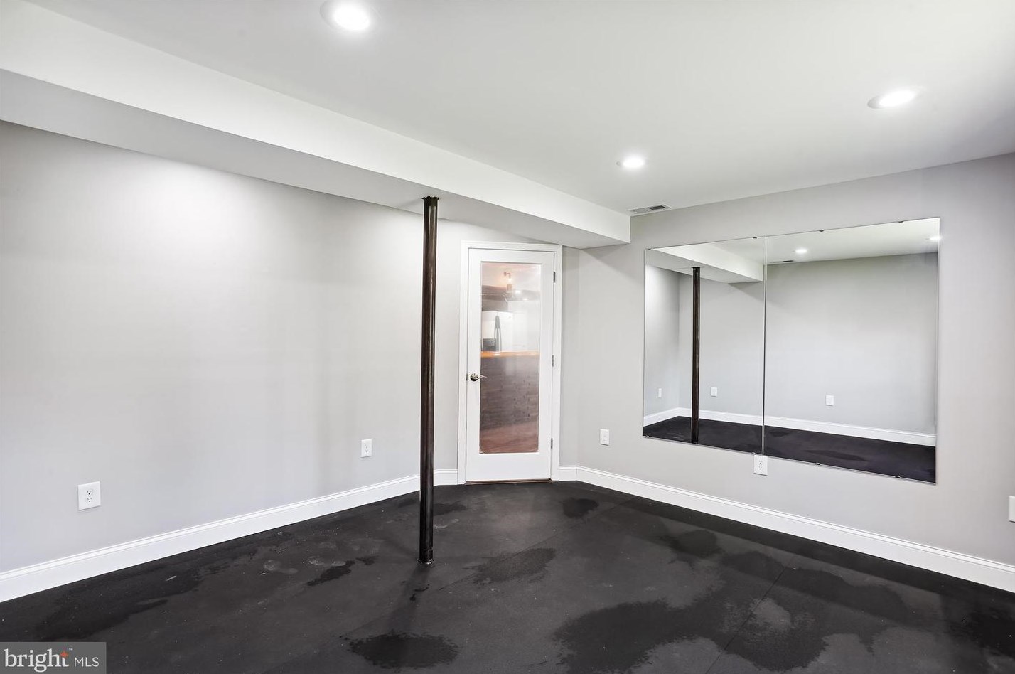 5921 Union Ridge Ct, Adamstown MD  21710-9464 exterior