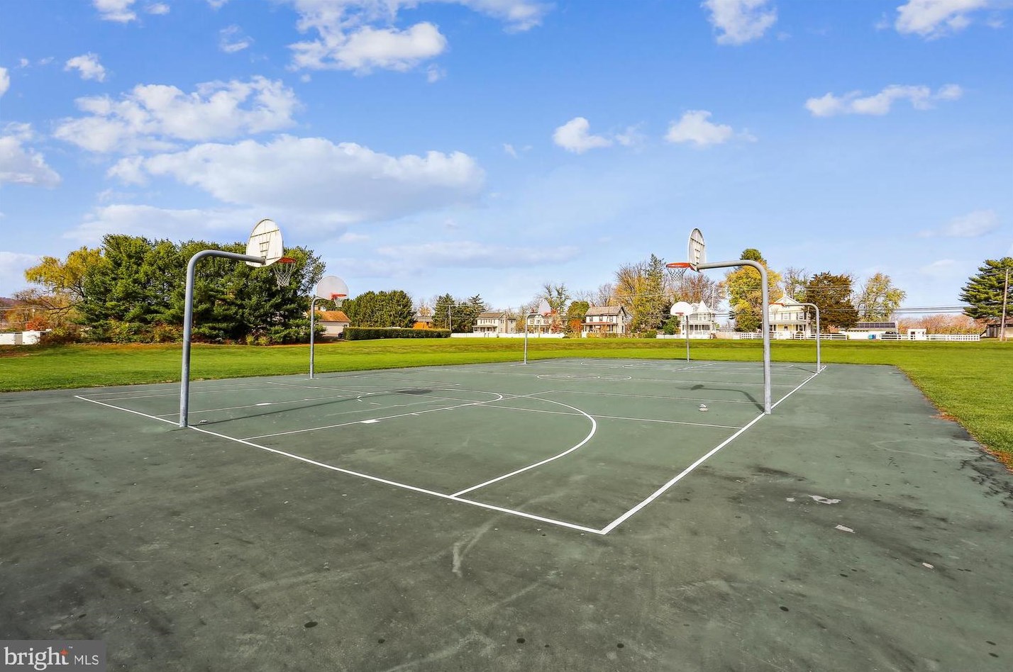 5921 Union Ridge Ct, Adamstown MD  21710-9464 exterior