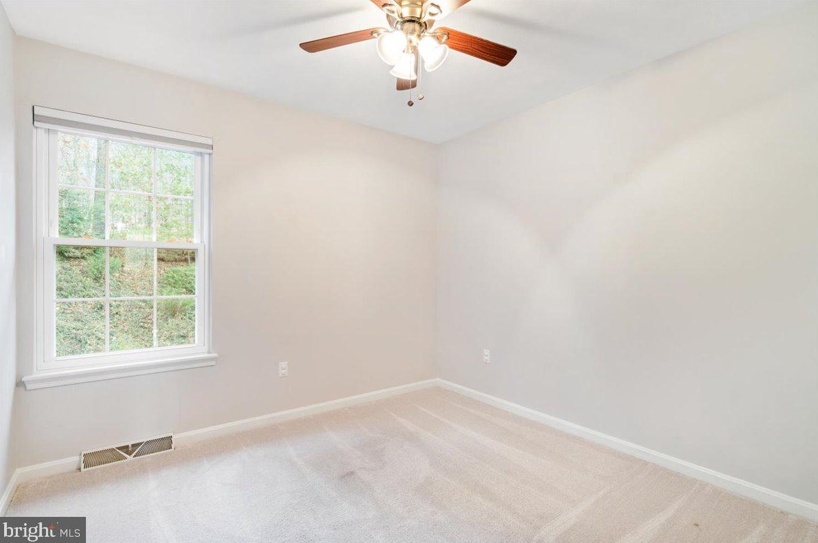 4062 Lomar Dr, Mount Airy MD  21771-4559 exterior