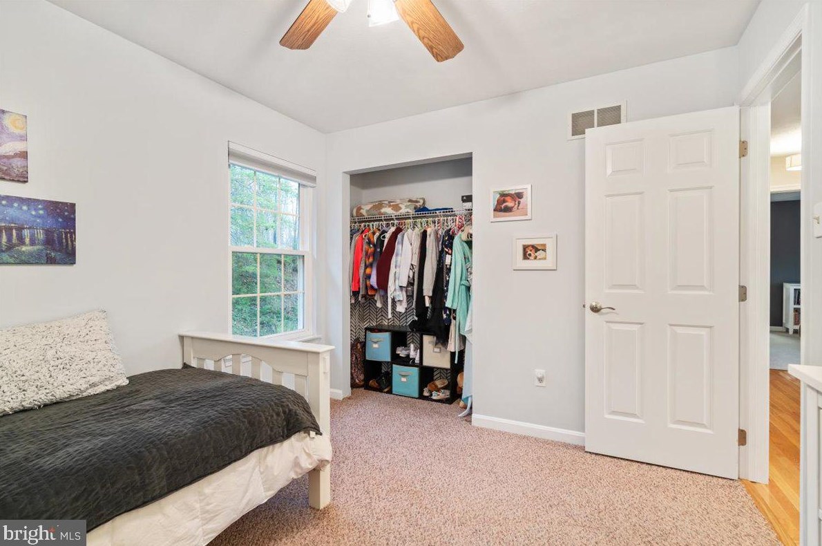 4062 Lomar Dr, Mount Airy MD  21771-4559 exterior