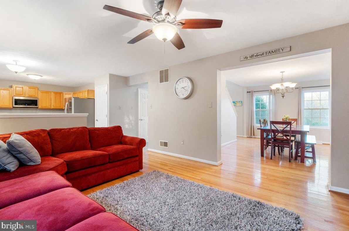 4062 Lomar Dr, Mount Airy MD  21771-4559 exterior