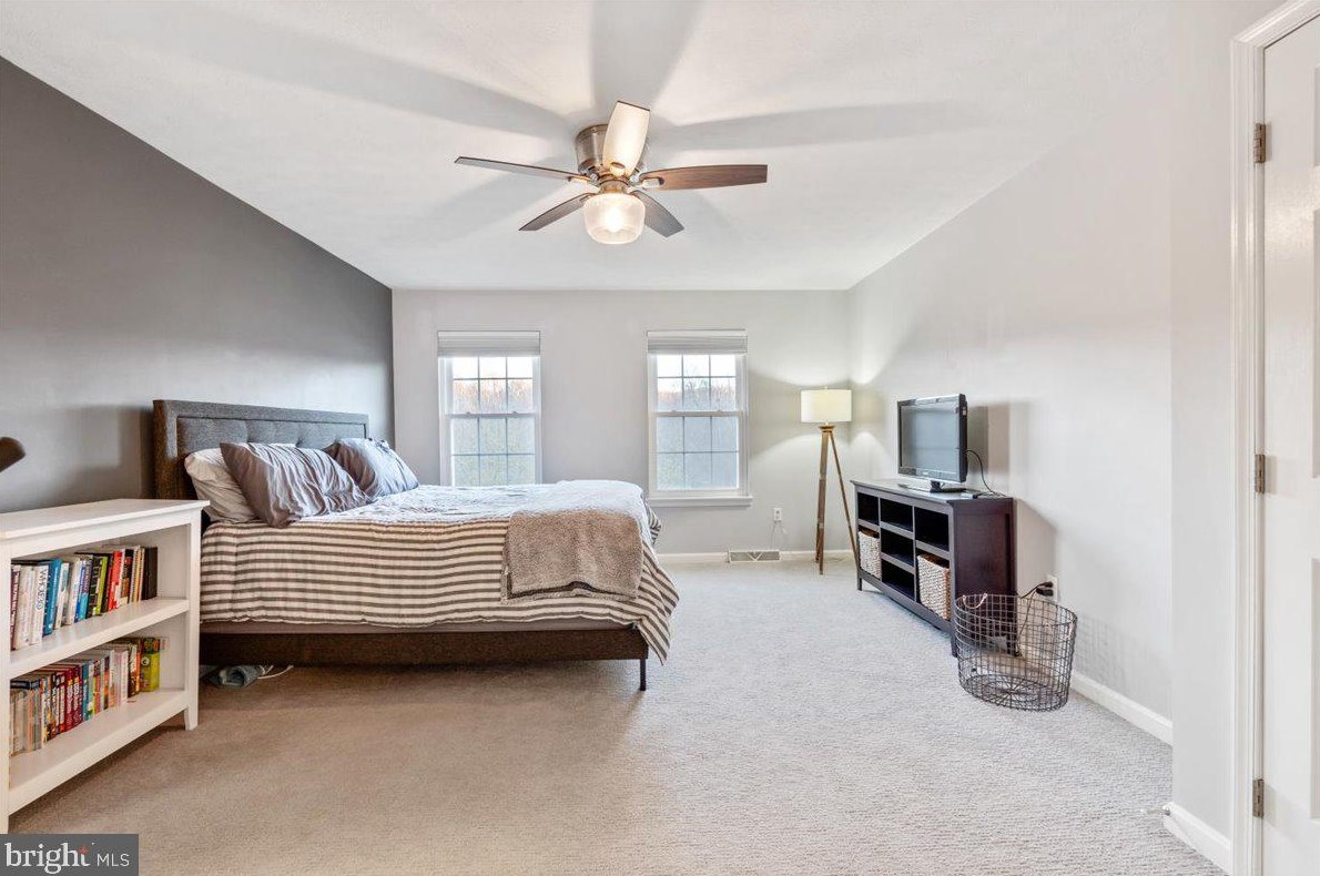 4062 Lomar Dr, Mount Airy MD  21771-4559 exterior