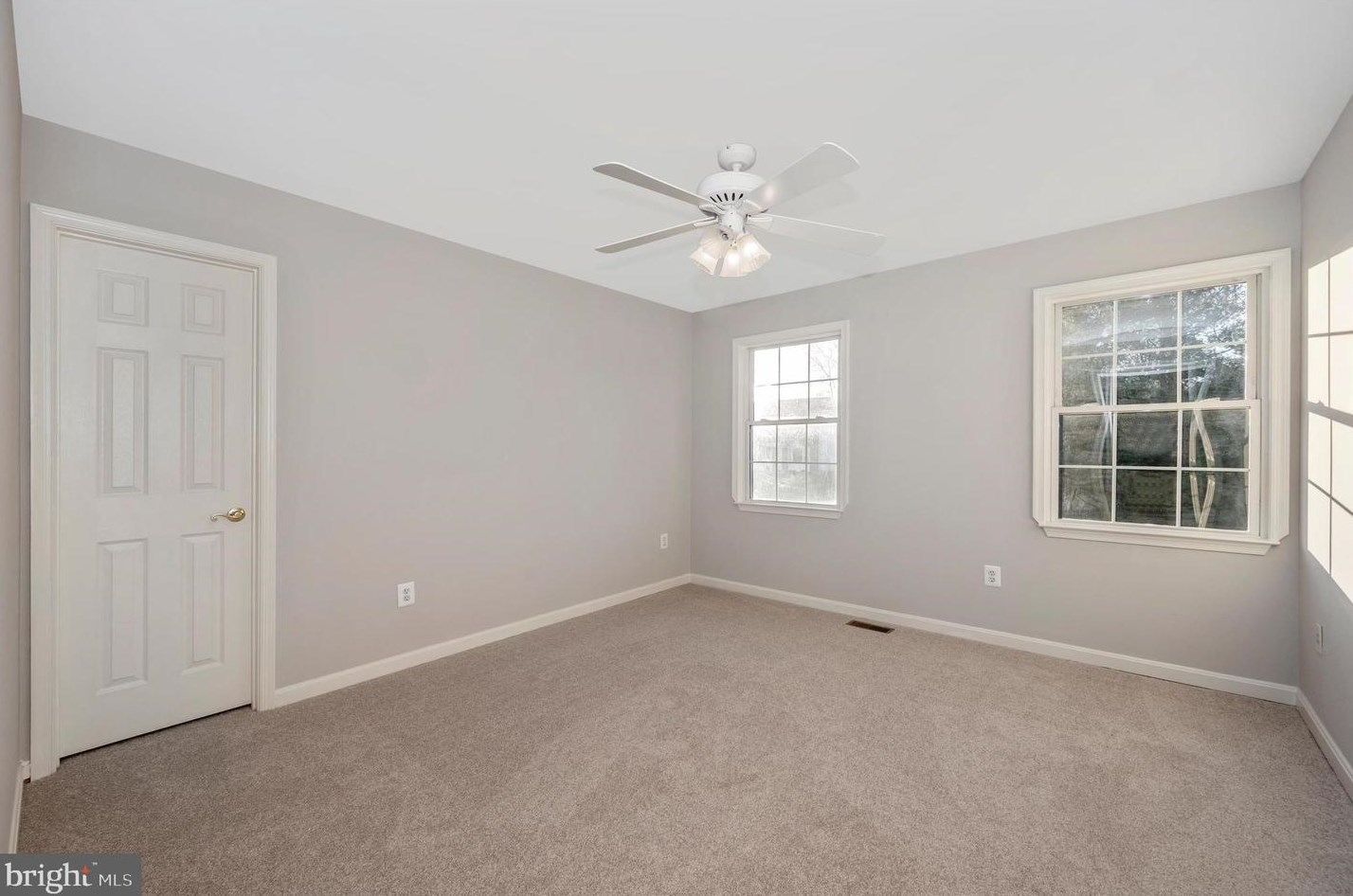 4011 Lomar Dr, Mount Airy MD 21771-4572 exterior