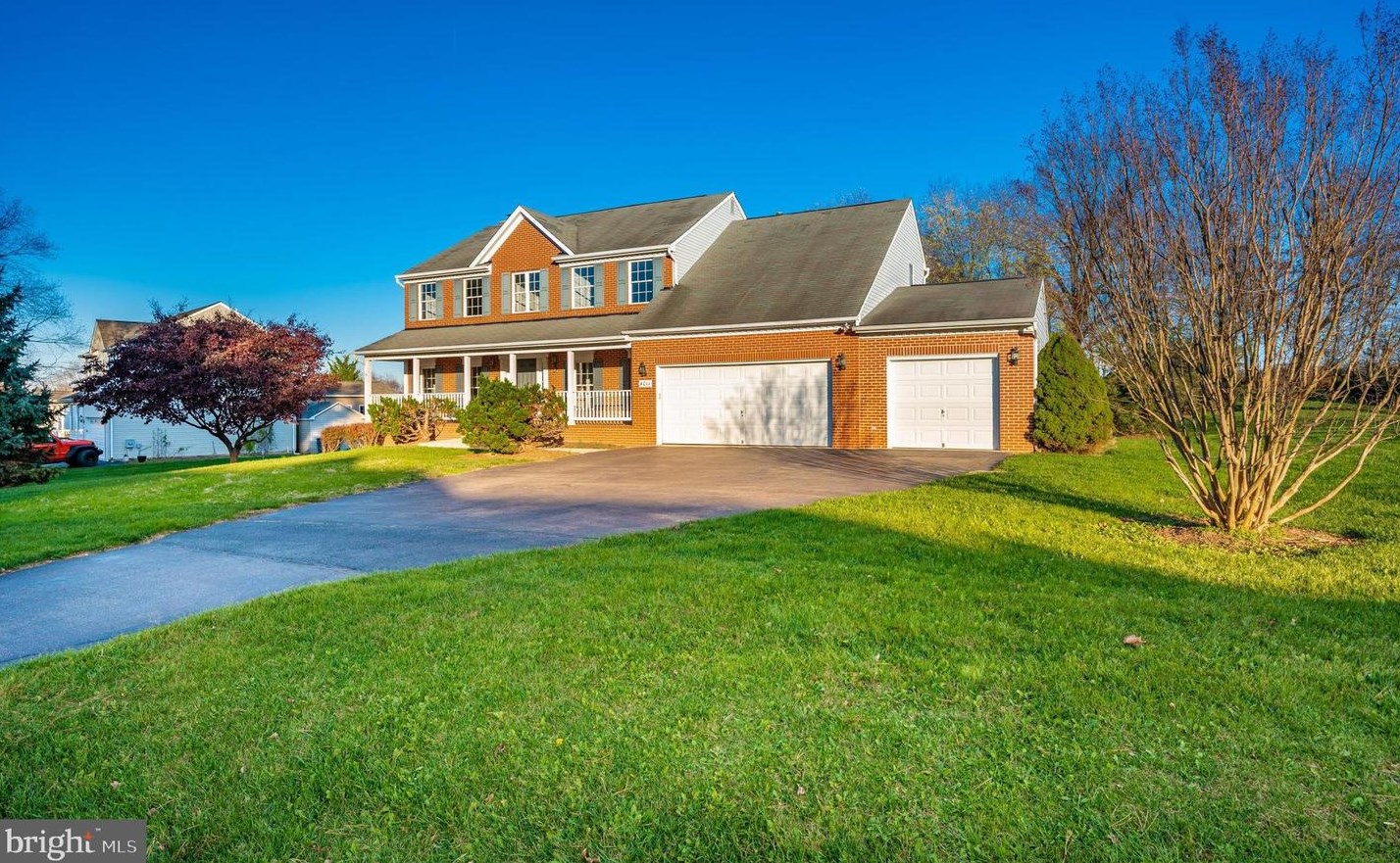 4011 Lomar Dr, Mount Airy MD 21771-4572 exterior