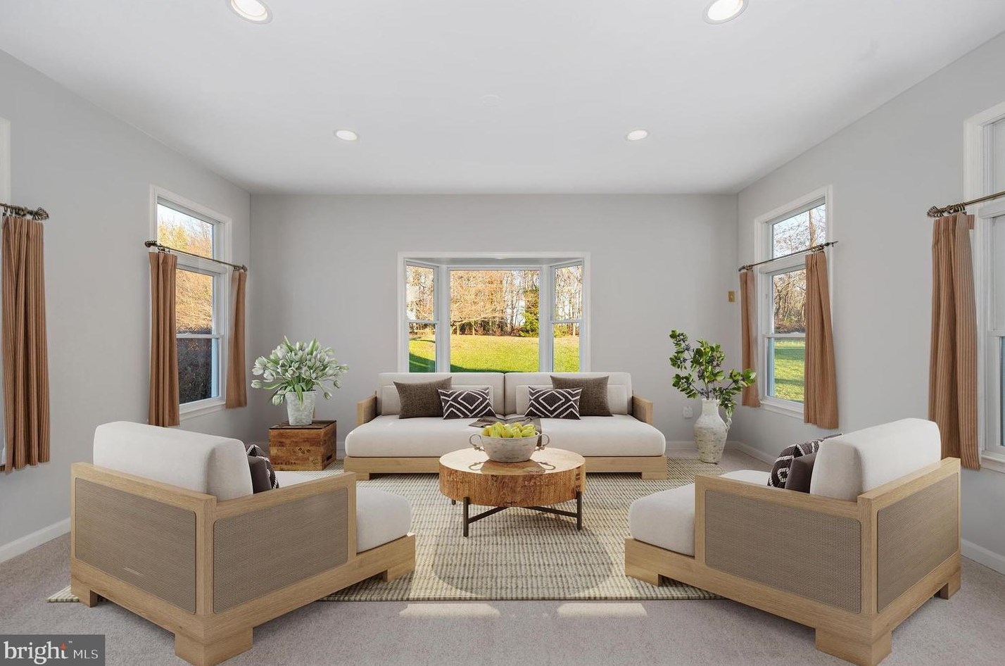 4011 Lomar Dr, Mount Airy MD 21771-4572 exterior