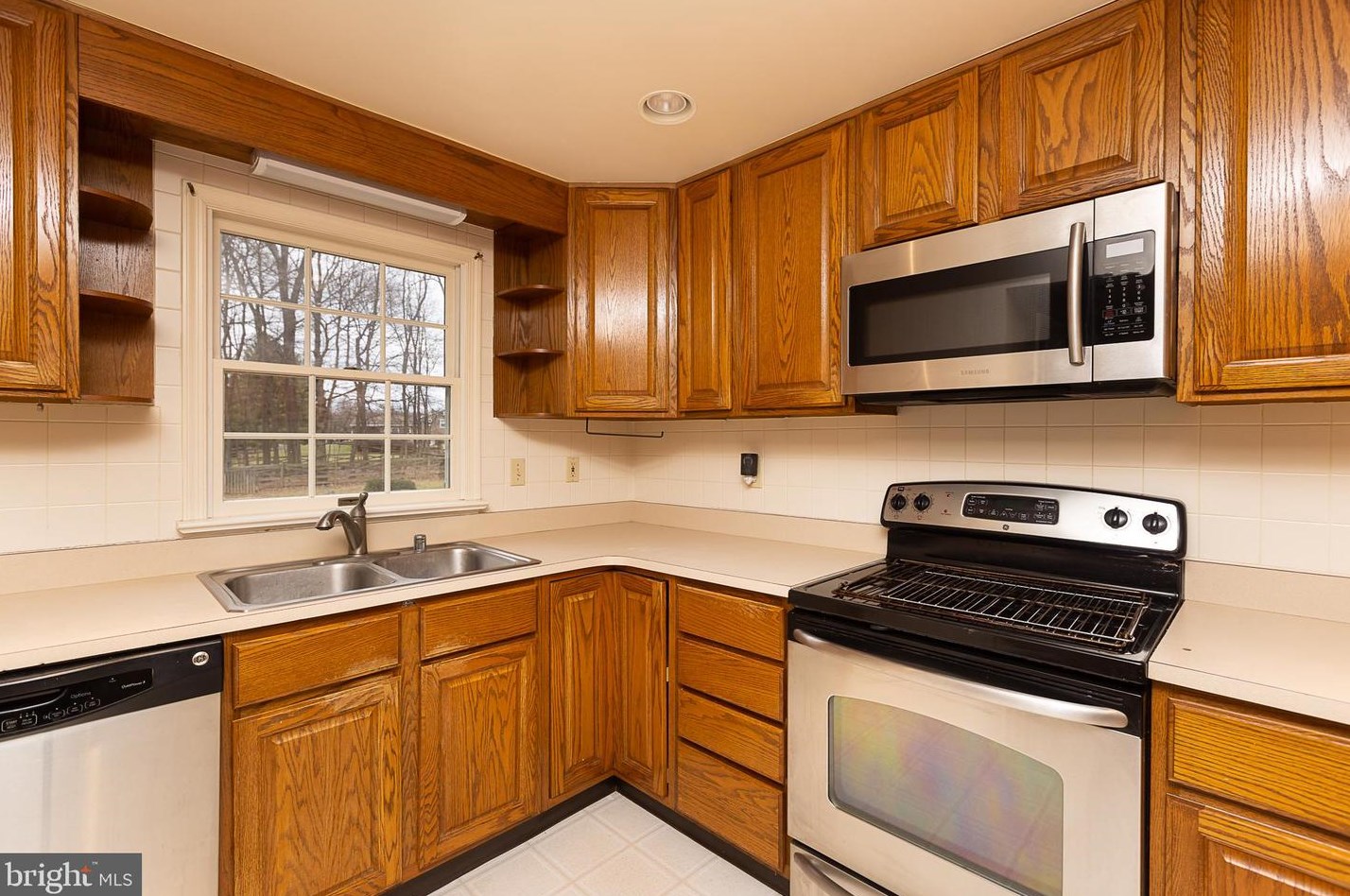 4407 Molesworth Ter, Mount Airy MD  21771-4821 exterior