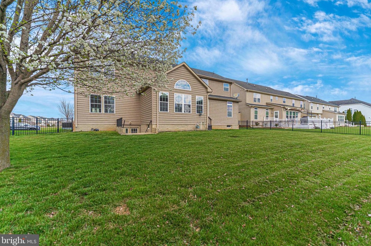 5520 Young Family Trl, Adamstown MD  21710-8913 exterior