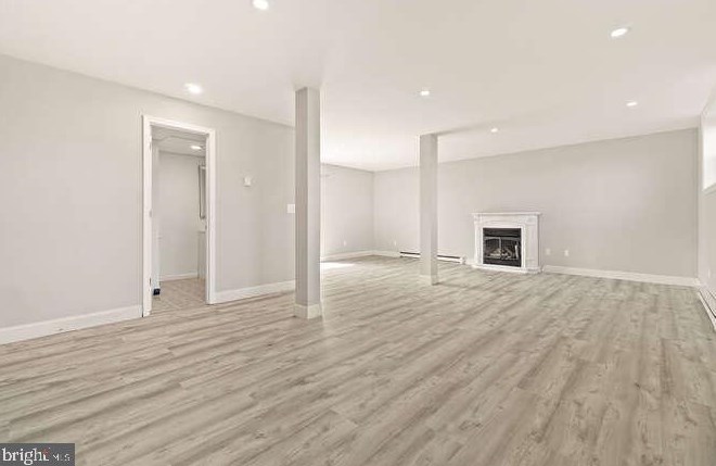 2422 Doubs Ct, Adamstown MD  21710-8924 exterior