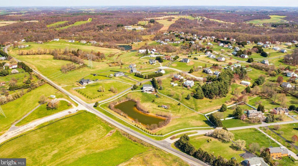 12701 Cowmans Manor Dr, Mount Airy MD  21771-4947 exterior