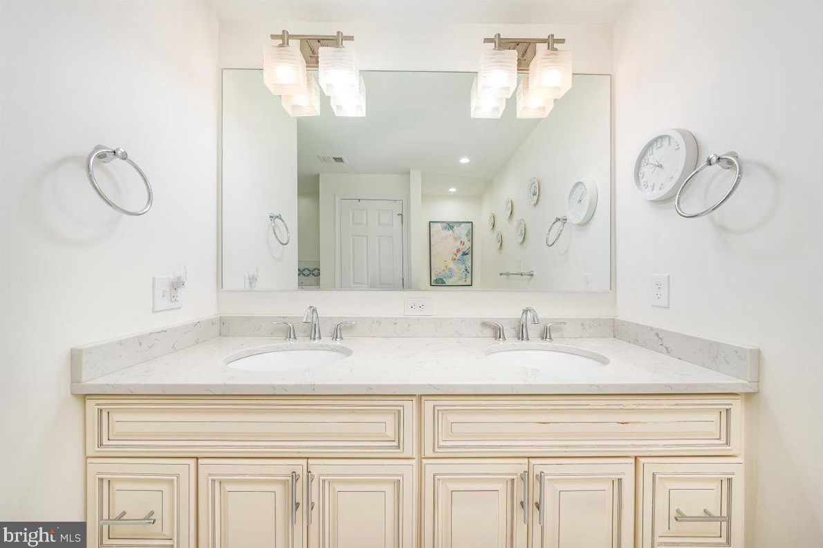 12701 Cowmans Manor Dr, Mount Airy MD  21771-4947 exterior