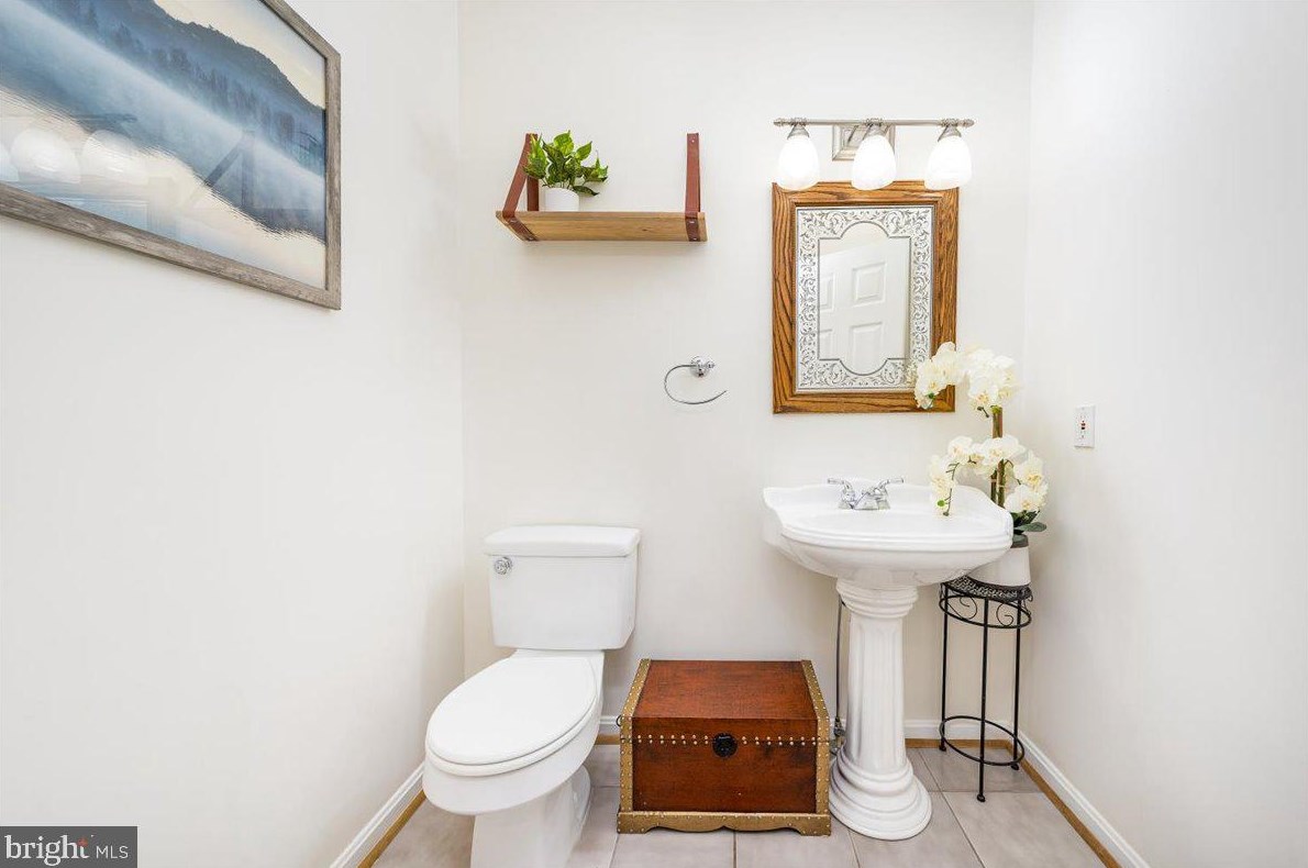 12701 Cowmans Manor Dr, Mount Airy MD  21771-4947 exterior