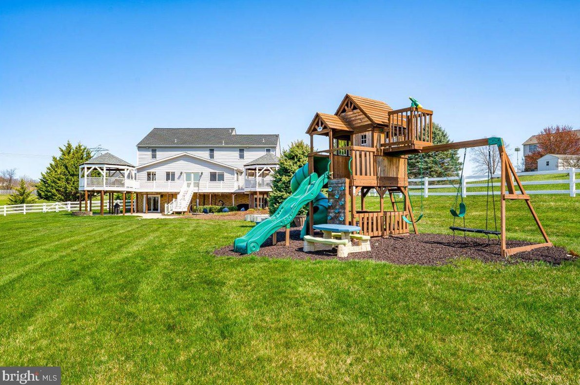 12701 Cowmans Manor Dr, Mount Airy MD  21771-4947 exterior