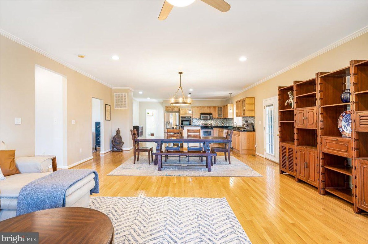 12701 Cowmans Manor Dr, Mount Airy MD  21771-4947 exterior