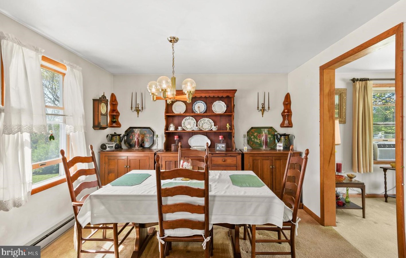 8853 Mapleville Rd, Mount Airy MD  21771-9701 exterior