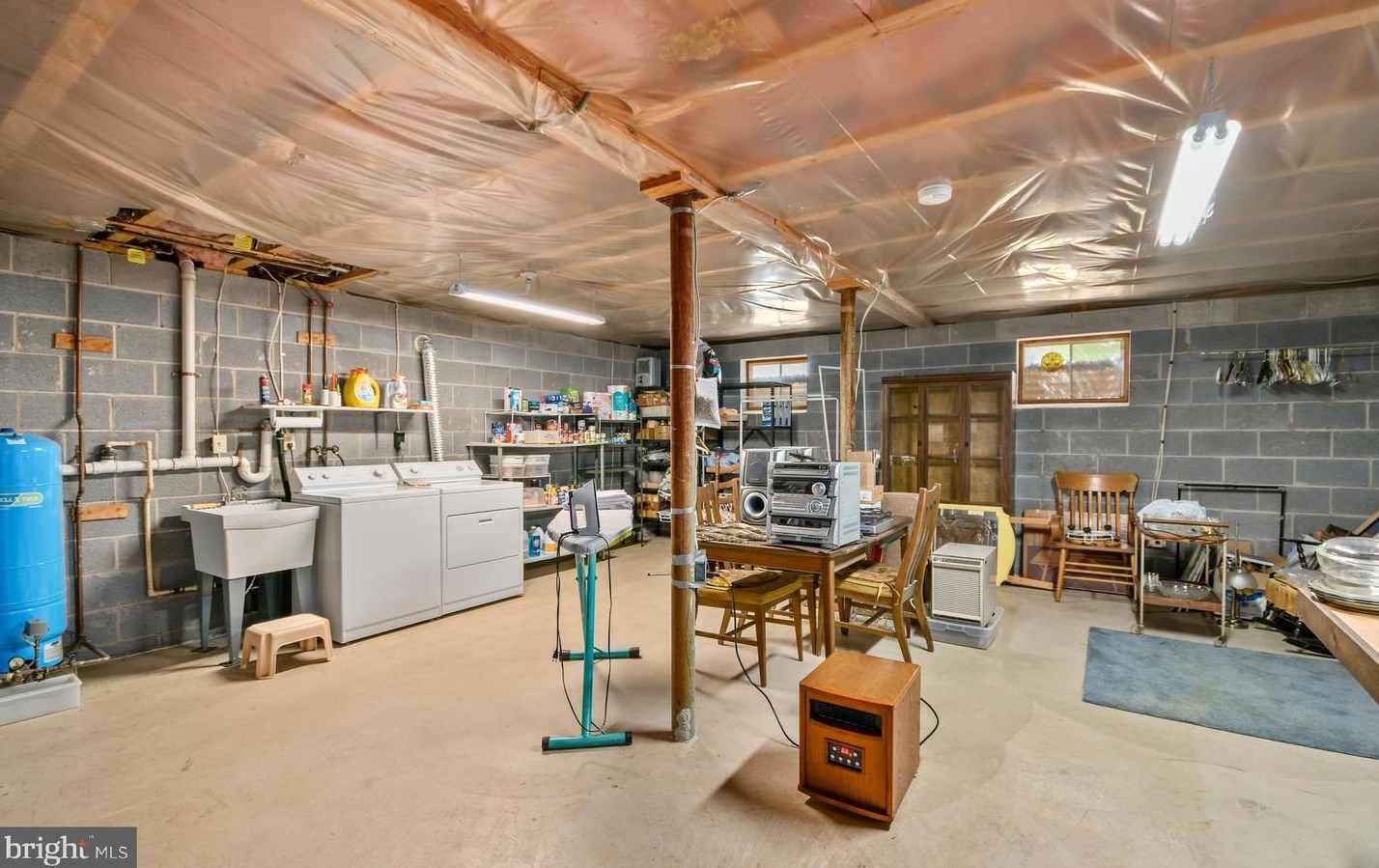 8853 Mapleville Rd, Mount Airy MD  21771-9701 exterior