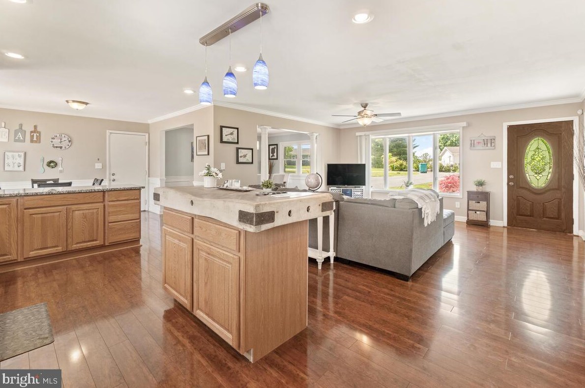 12640 Molesworth Dr, Mount Airy MD  21771-4810 exterior