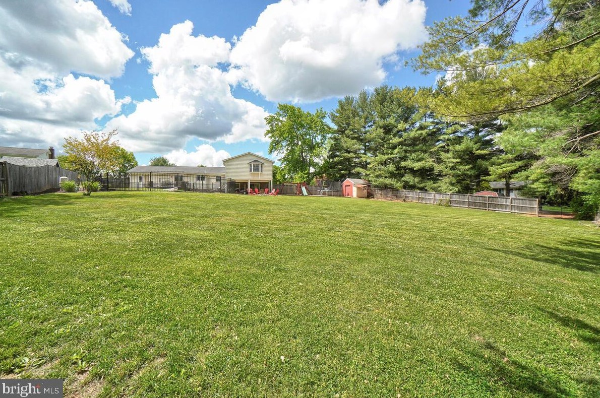 12640 Molesworth Dr, Mount Airy MD  21771-4810 exterior