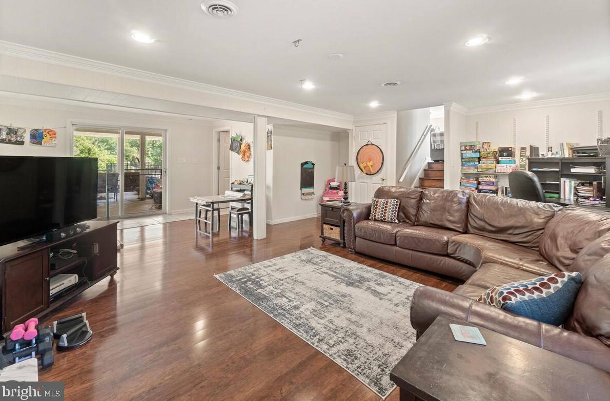 12640 Molesworth Dr, Mount Airy MD  21771-4810 exterior