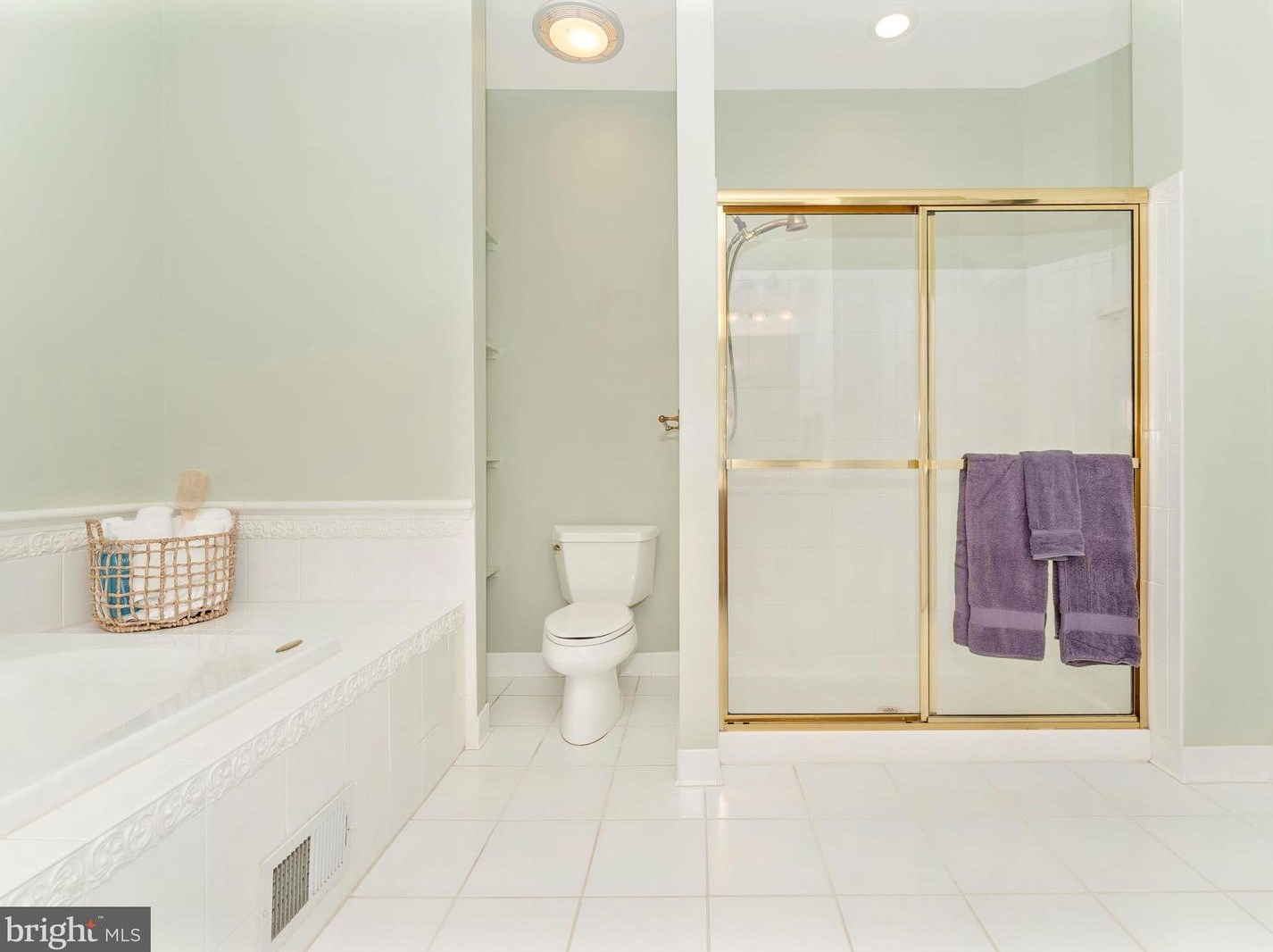 7608 Talbot Run Rd, Mount Airy MD  21771-8402 exterior