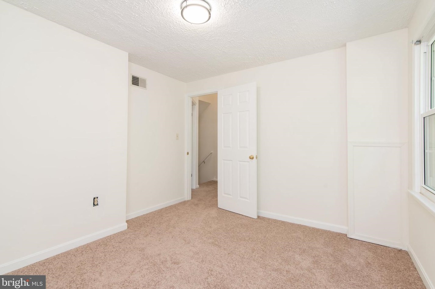 1720 Brookshire Run, Point Of Rocks MD  21777-2012 exterior