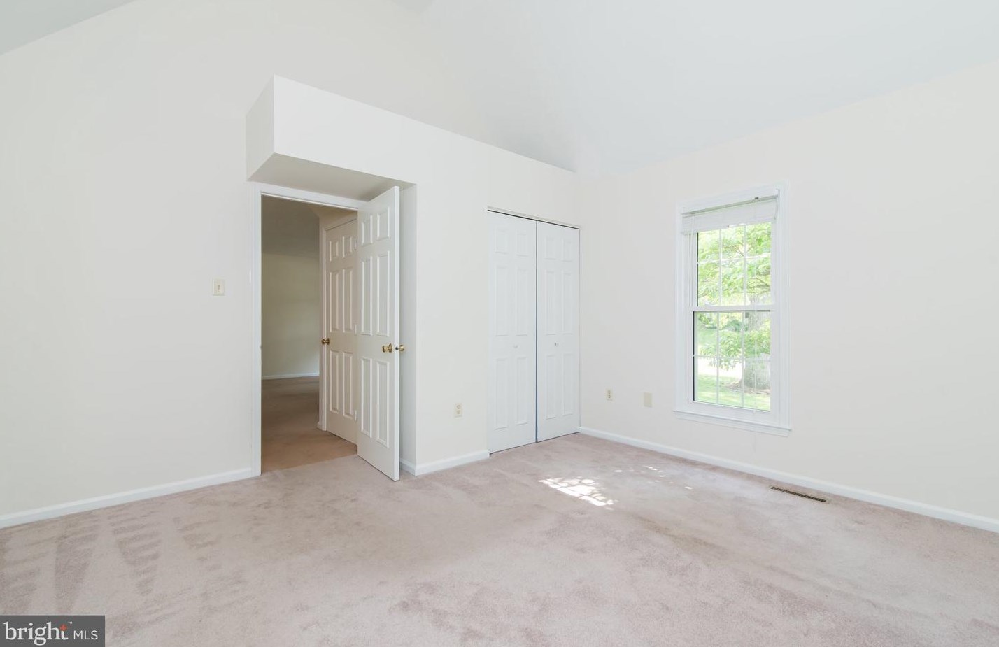 1720 Brookshire Run, Point Of Rocks MD  21777-2012 exterior