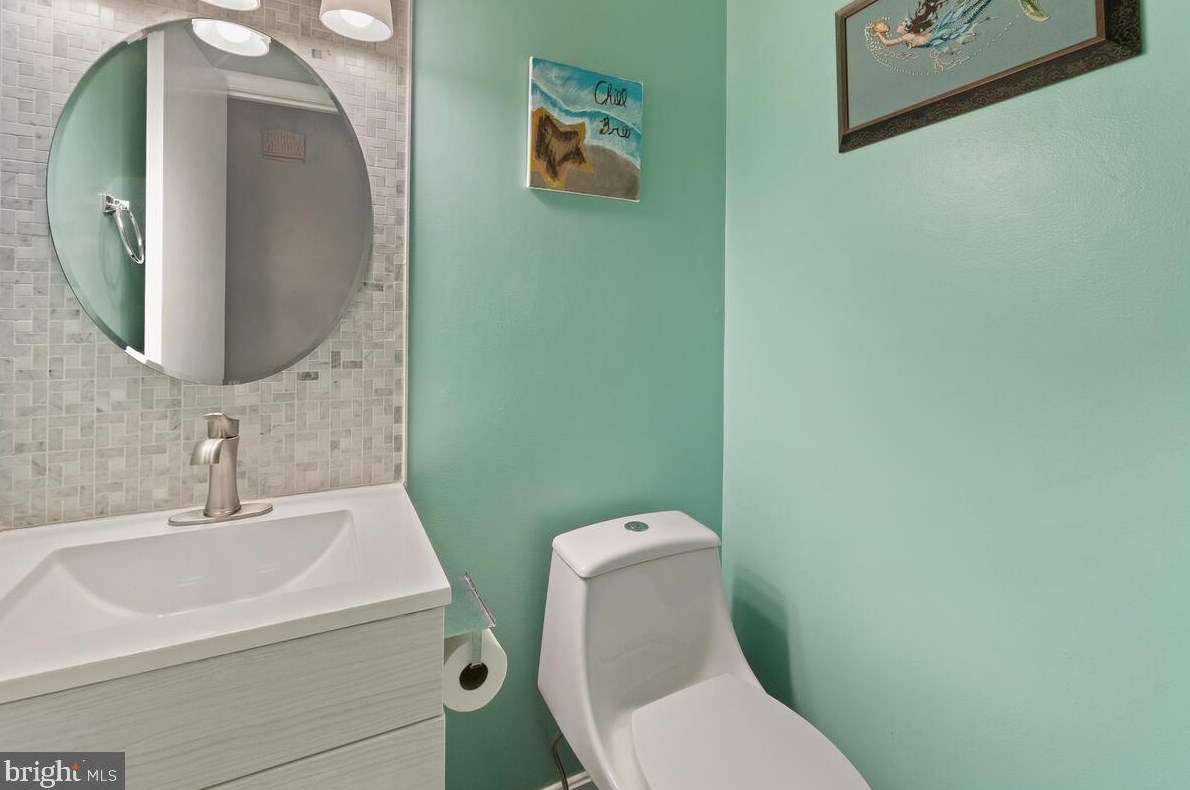 13428 Old Annapolis Rd, Mount Airy MD  21771-7733 exterior