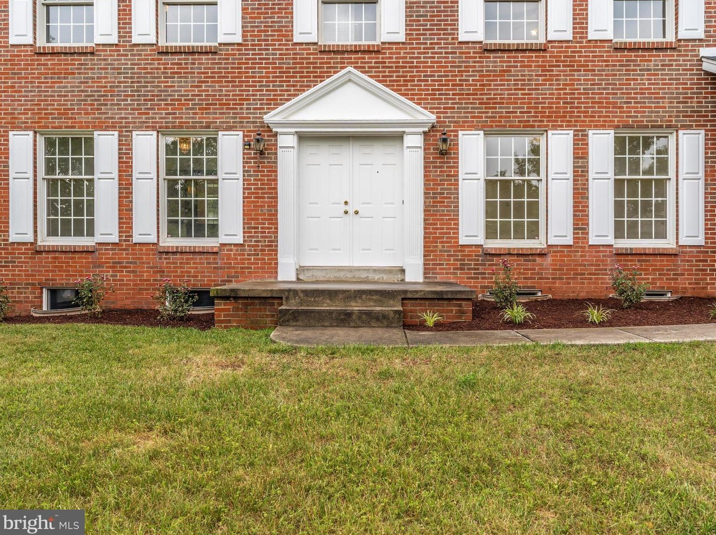 8112 Stone Ridge Dr, Frederick, MD 21702