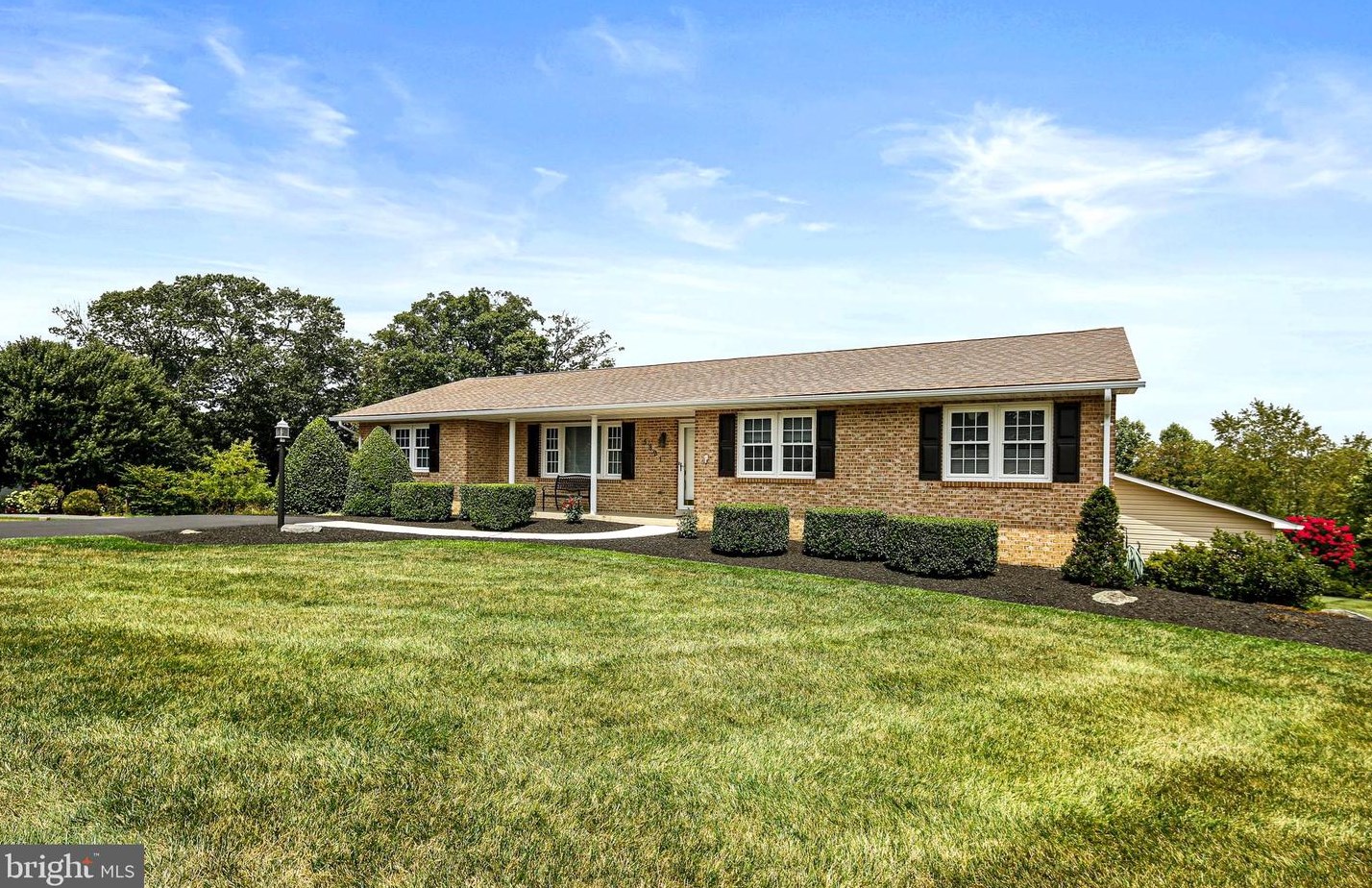 5321 Concord Ct, Mount Airy MD 21771-5815 exterior