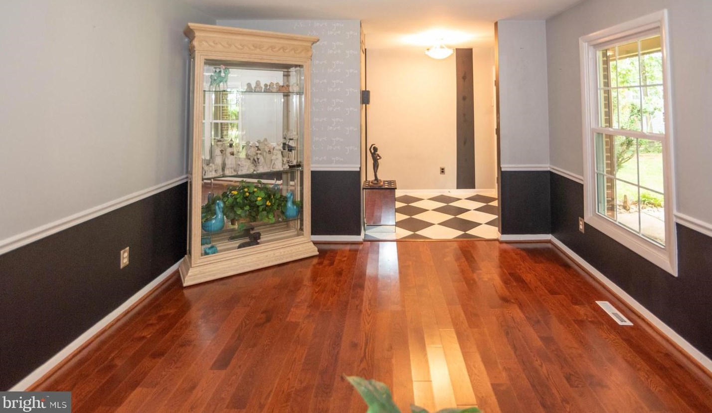 12318 Sherwood Frst Dr, Mount Airy MD 21771-6025 exterior