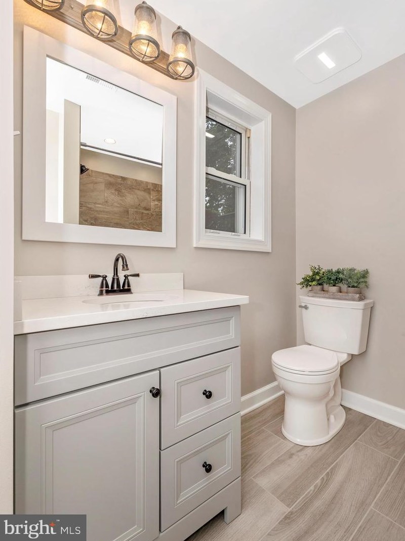 5384 Annapolis Dr, Mount Airy MD 21771-5708 exterior