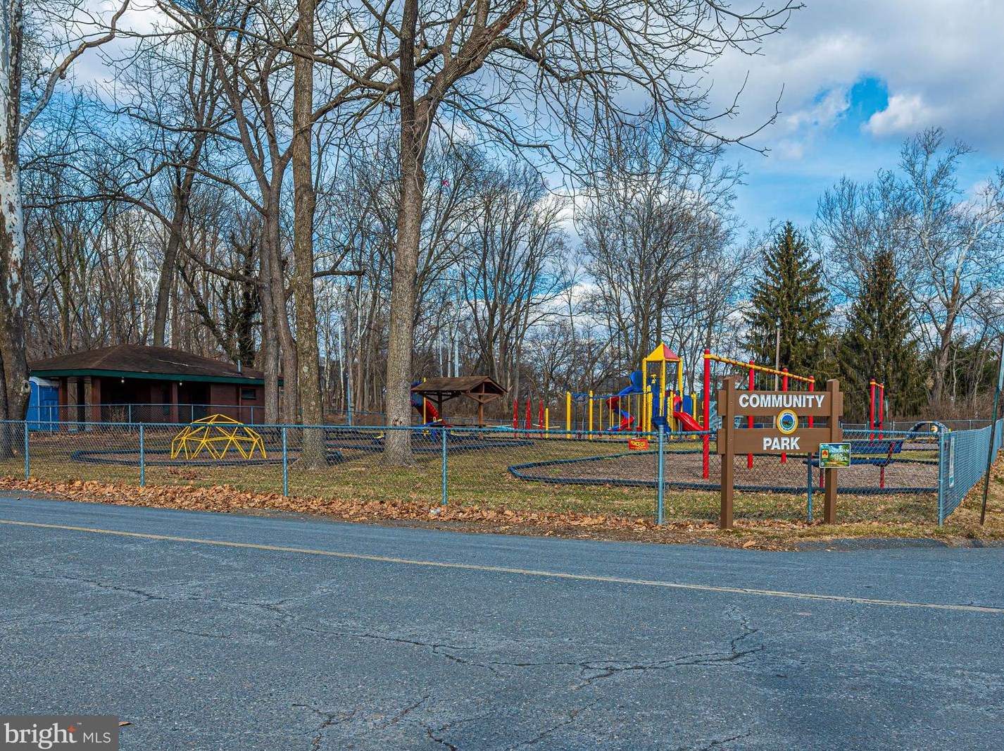 112 Victor Dr, Graceham MD  21788-1783 exterior
