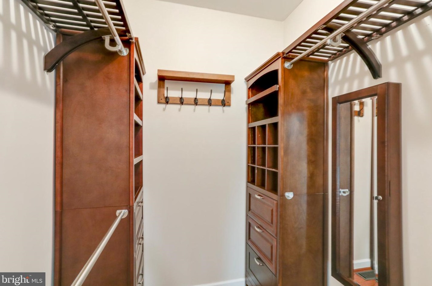 7532 Talbot Run Rd, Mount Airy MD  21771-8444 exterior