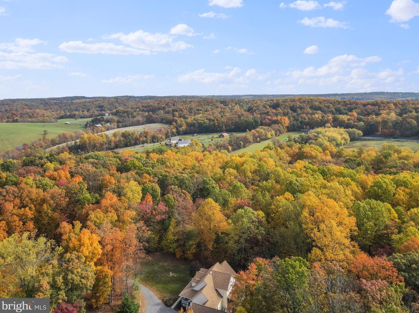 7532 Talbot Run Rd, Mount Airy MD  21771-8444 exterior