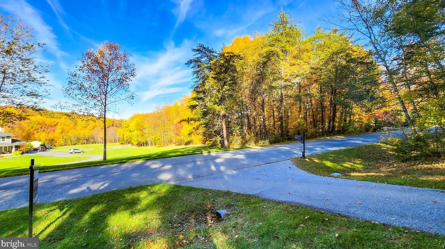 14909 Chelsea Cir, Mount Airy MD  21771-8422 exterior