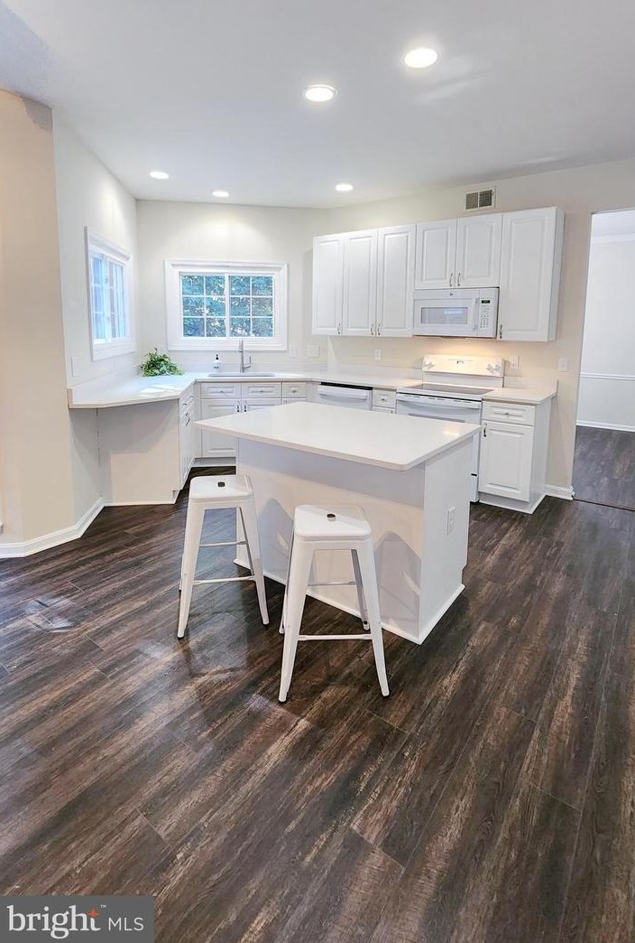 14909 Chelsea Cir, Mount Airy MD  21771-8422 exterior