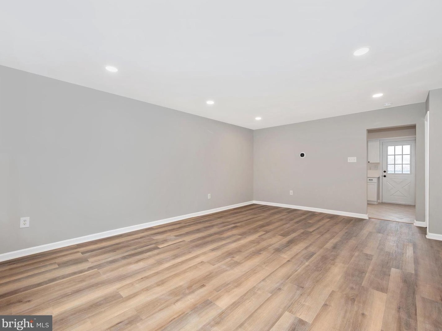 6854 Carnation Cir, Frederick MD  21703-7266 exterior