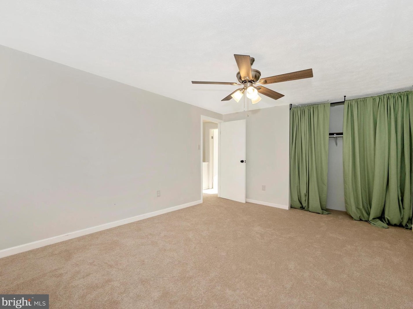 4491 Jade Ct, Middletown MD  21769-7419 exterior