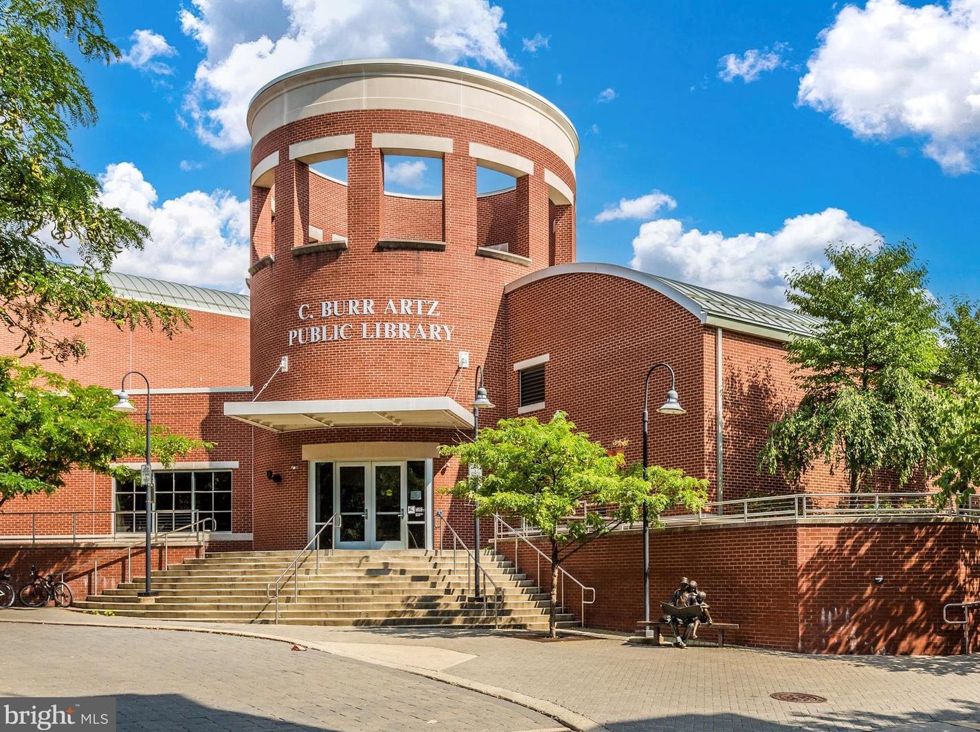 228 7th St, Frederick MD  21701-5228 exterior