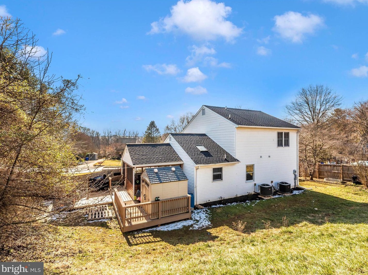 1 Eastern Cir, Middletown MD  21769-8000 exterior