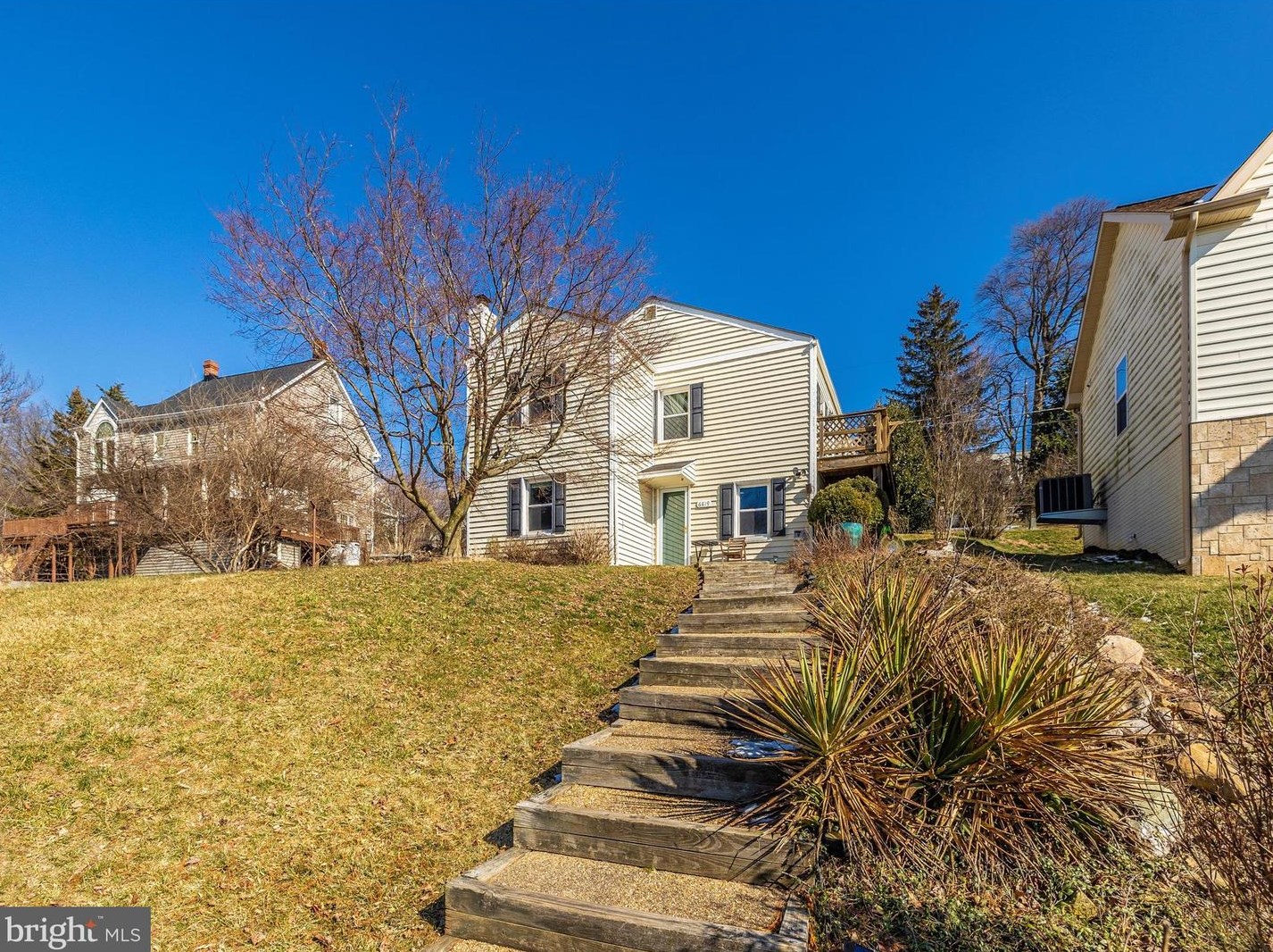 6819 Vale Summit Ln, Middletown MD  21769-6637 exterior