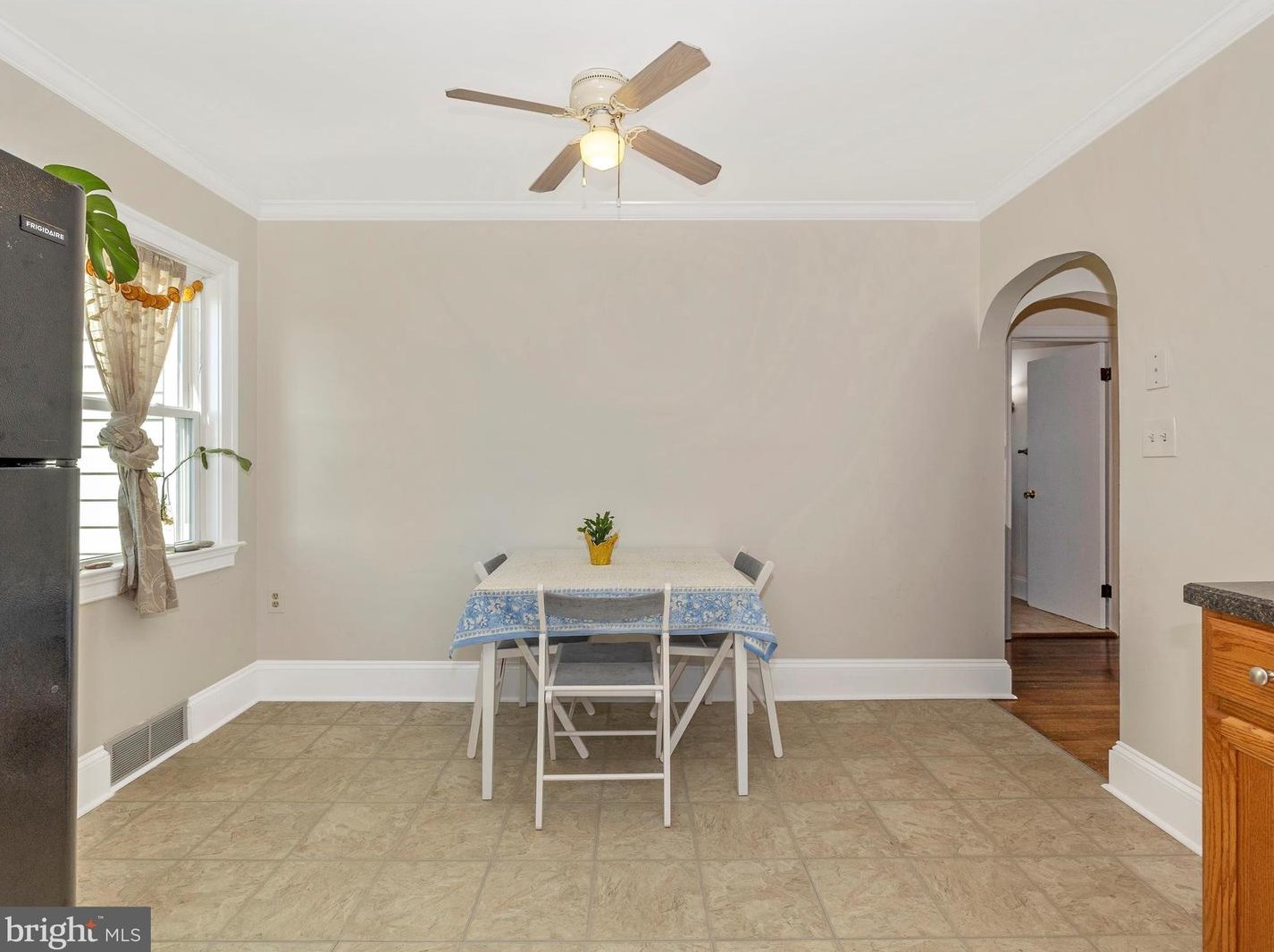6819 Vale Summit Ln, Middletown MD  21769-6637 exterior