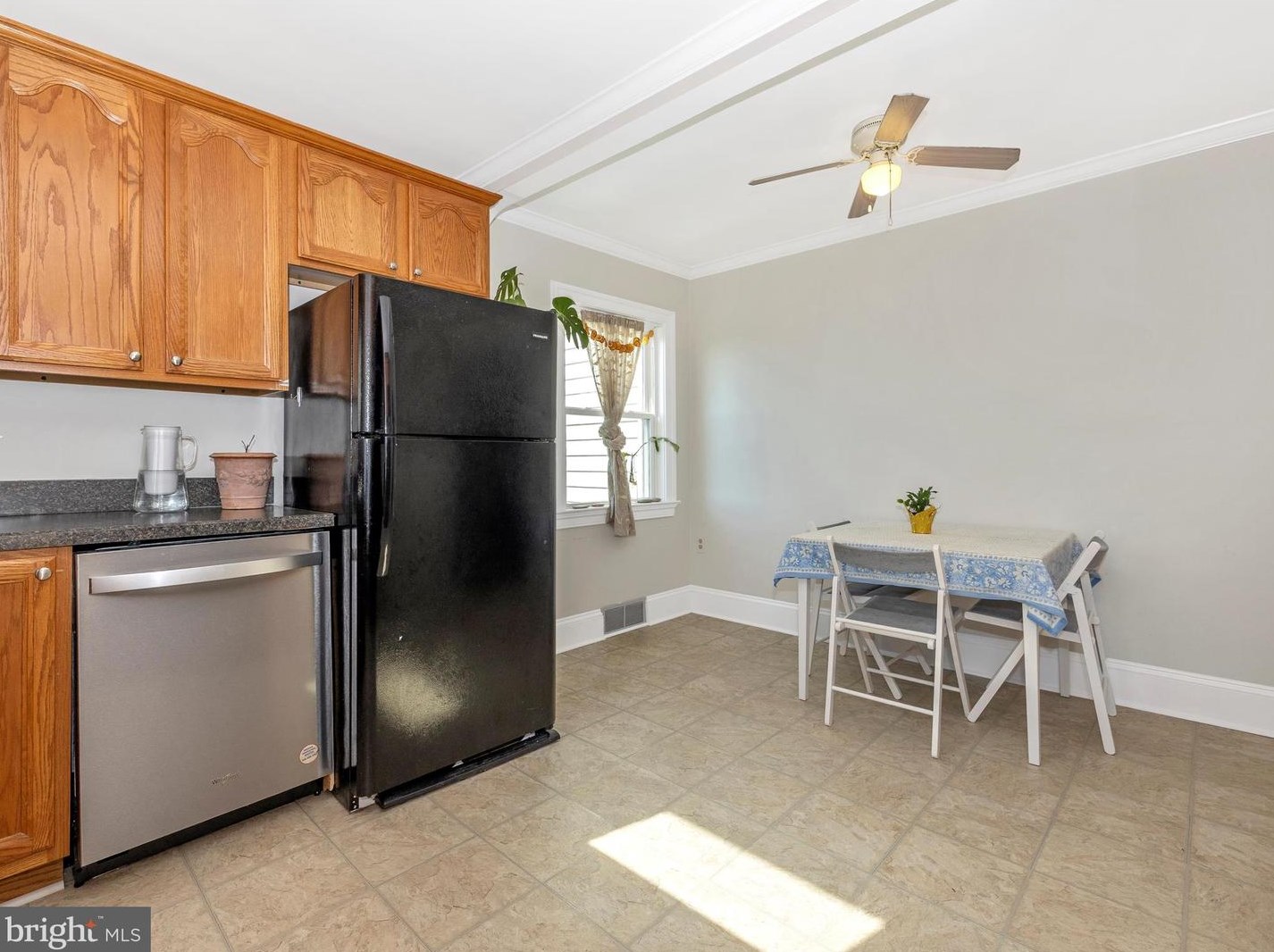 6819 Vale Summit Ln, Middletown MD  21769-6637 exterior