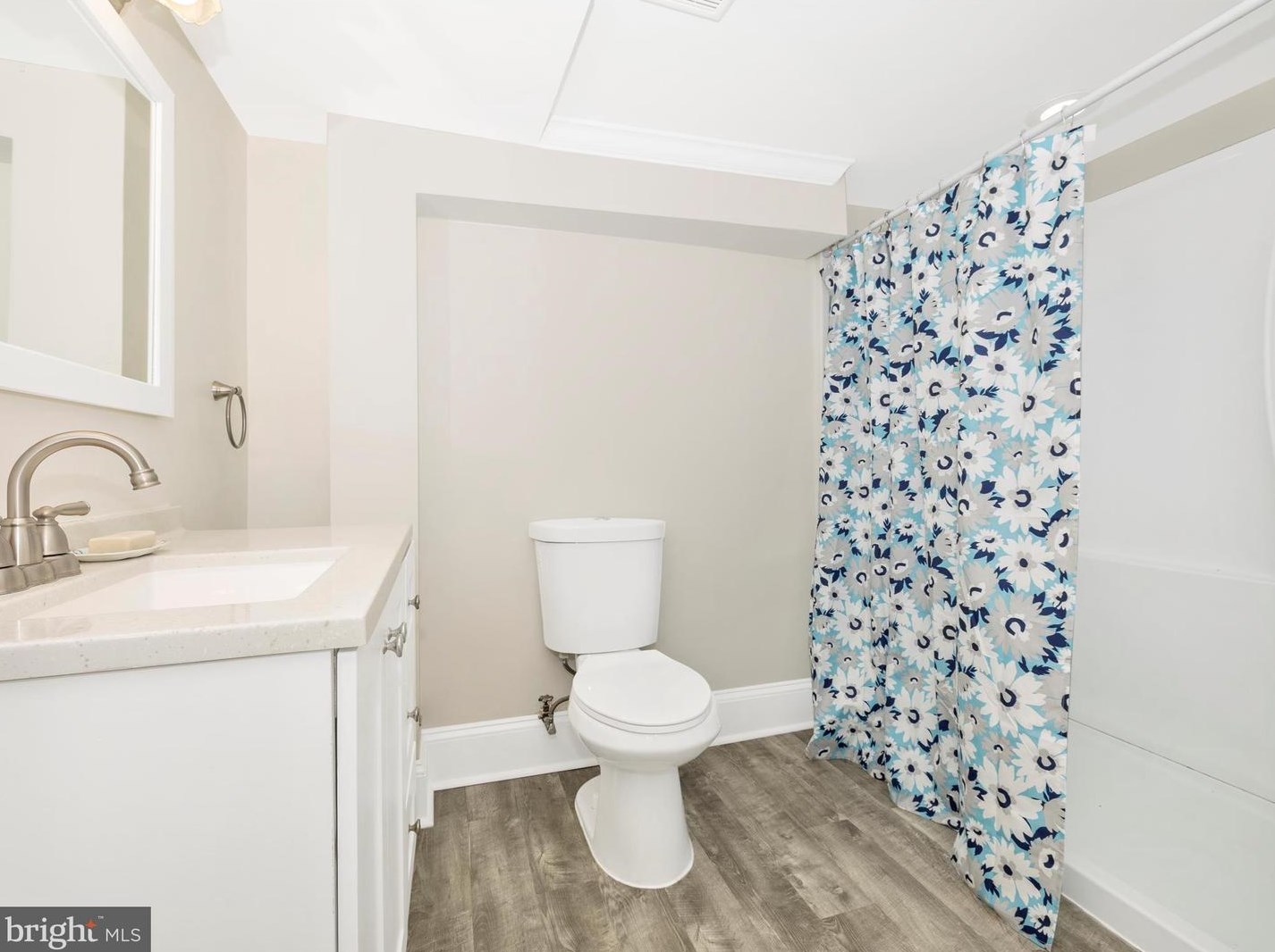 6819 Vale Summit Ln, Middletown MD  21769-6637 exterior