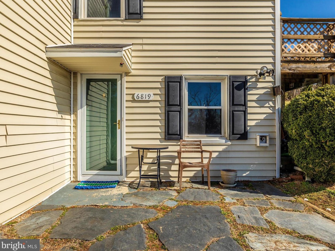 6819 Vale Summit Ln, Middletown MD  21769-6637 exterior