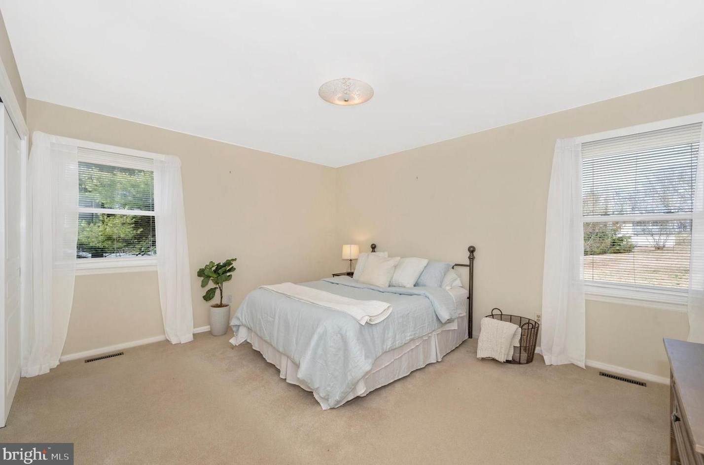 5822 Corporal Jones Ct, Mount Airy MD  21771-5804 exterior