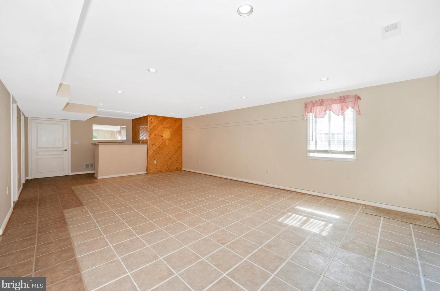 5822 Corporal Jones Ct, Mount Airy MD  21771-5804 exterior