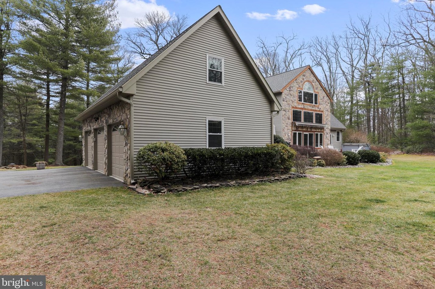 7907 Black Rd, Graceham MD  21788-1011 exterior