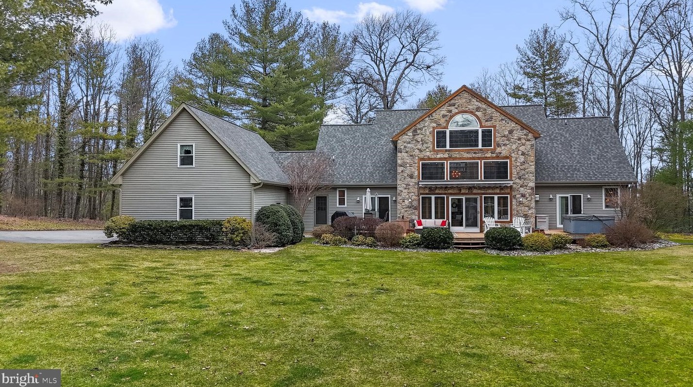 7907 Black Rd, Graceham MD  21788-1011 exterior