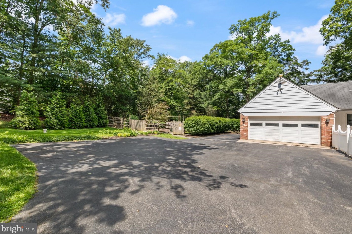 14002 Harrisville Rd, Mount Airy MD  21771-7939 exterior