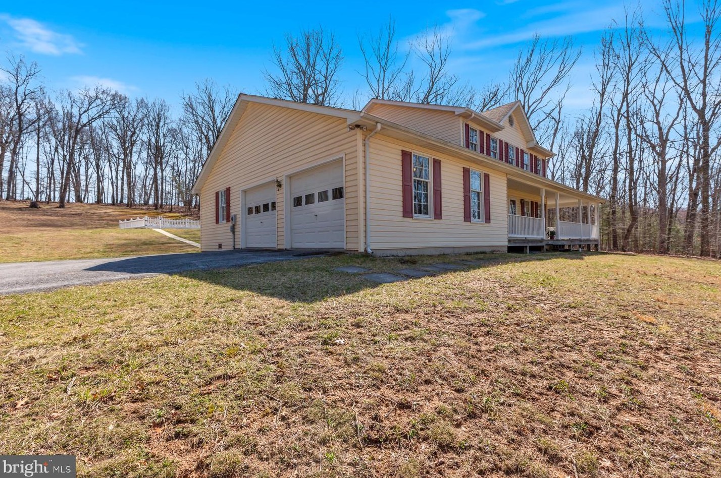 7845 Talbot Run Rd, Mount Airy MD  21771-8408 exterior